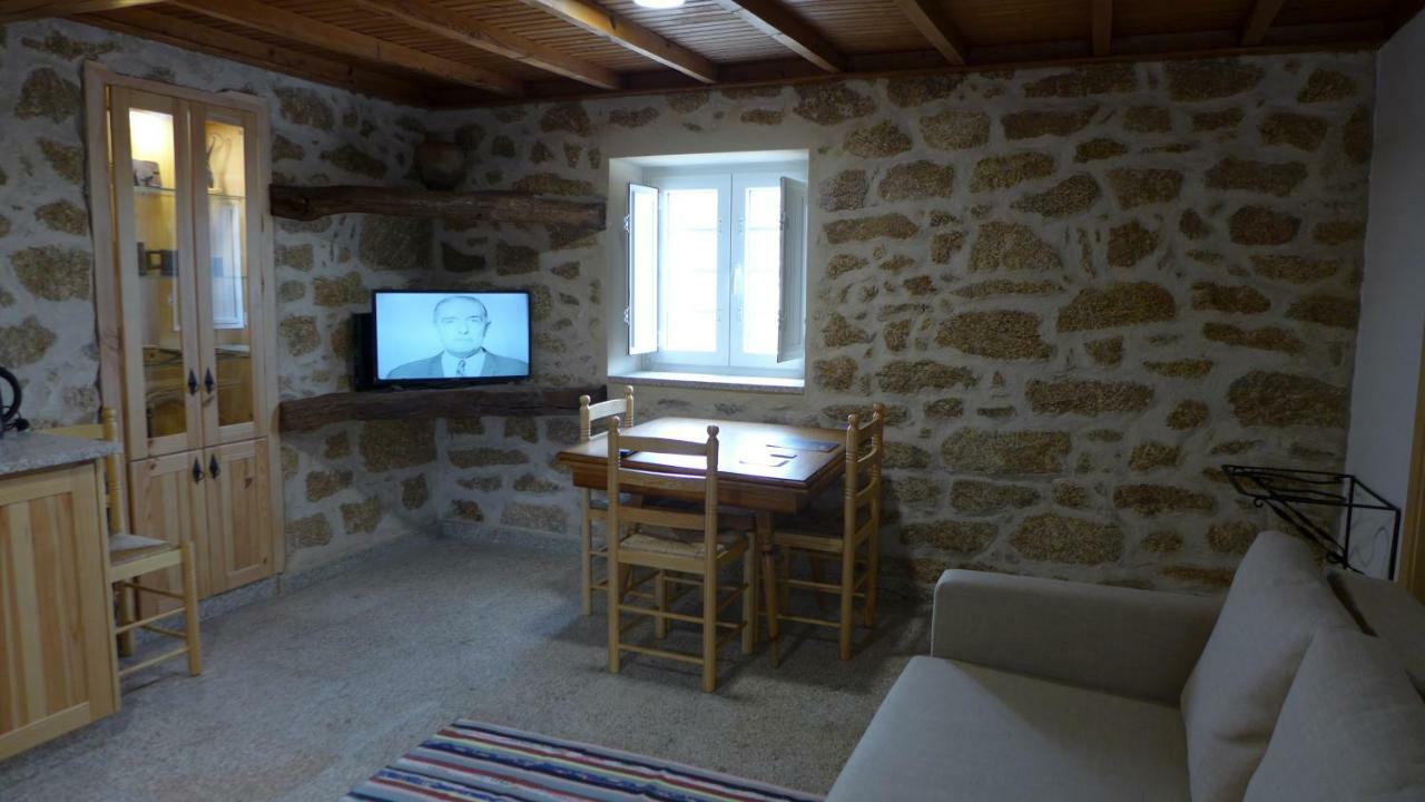 Casas Da Villa - Monsanto - Oliveira E Videira Relva  Kültér fotó